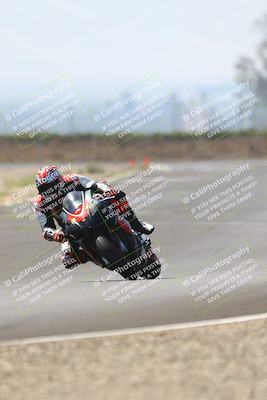 media/Sep-20-2025-TrackDaz (Sat) [[27f0cde673]]/A Group/2pm (Turn 9)/